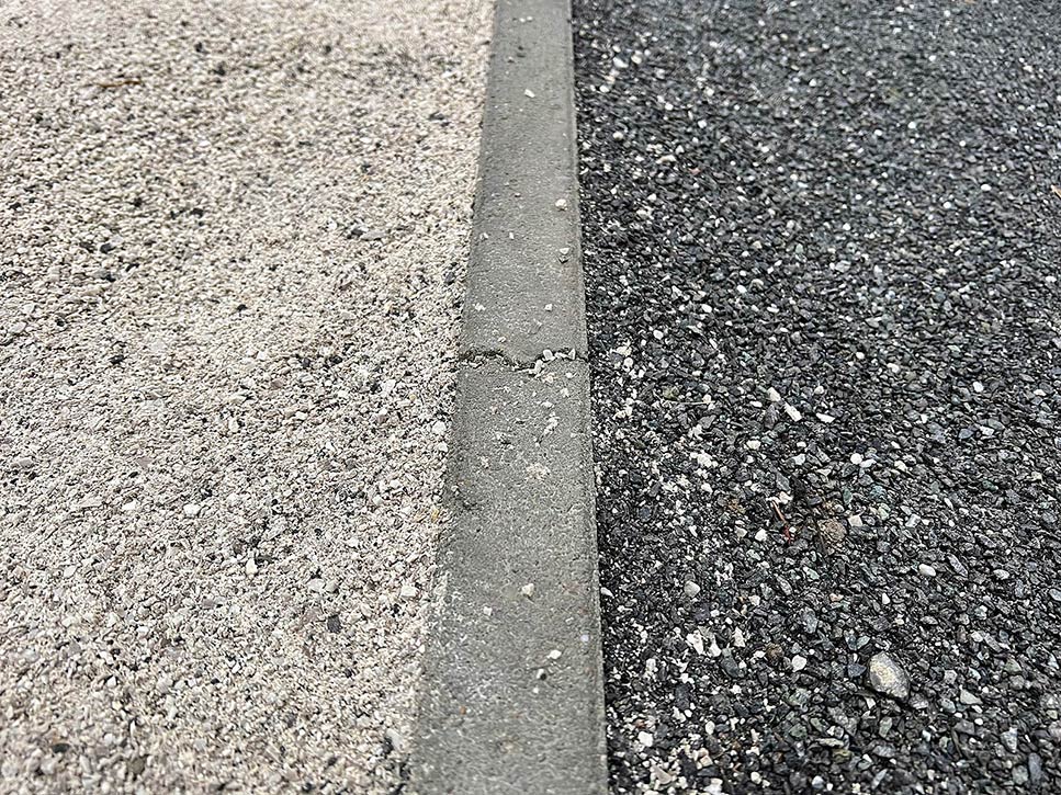 výhody mlatových povrchov ako alternatívy k betónu a asfaltu
